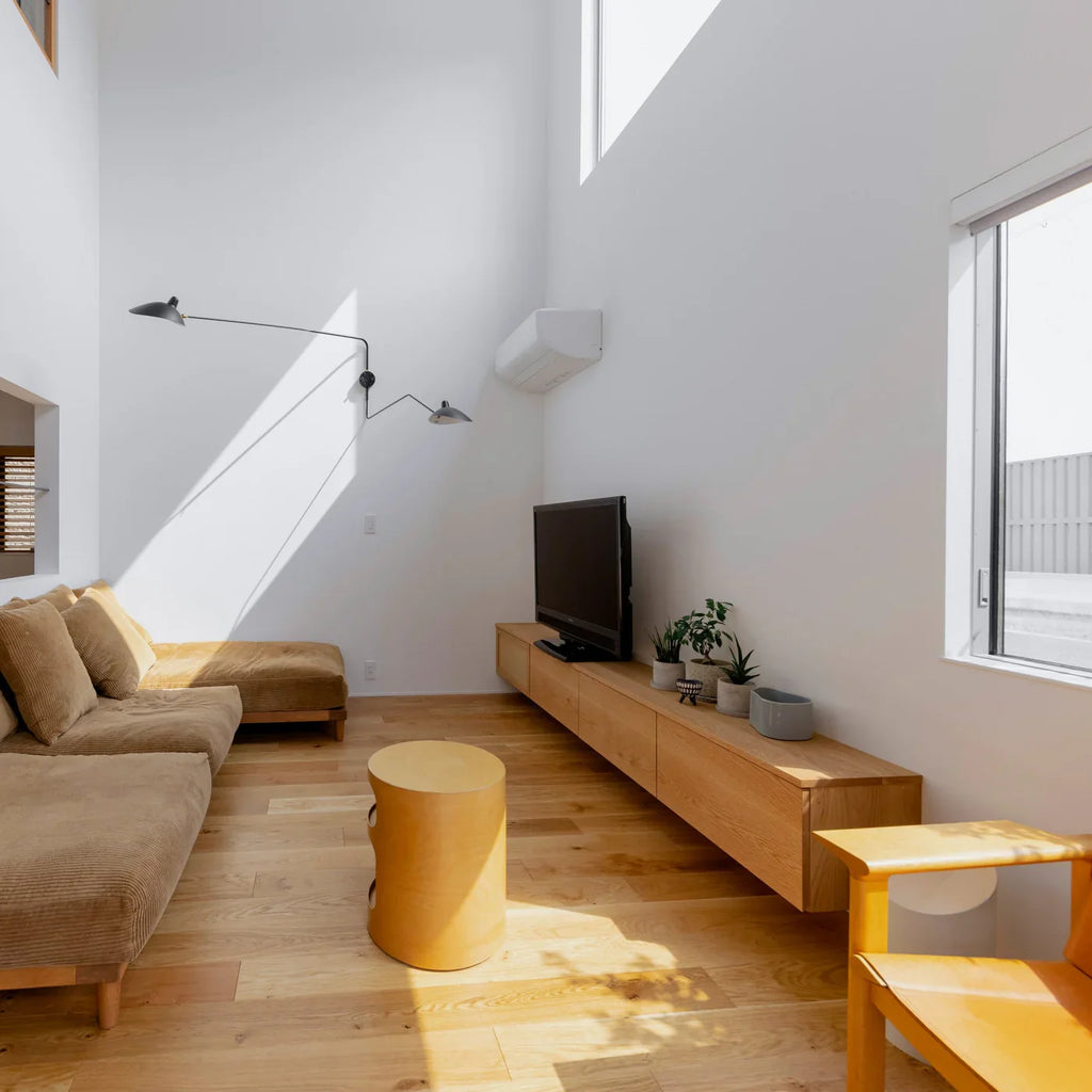 Designerska lampa ścienna z podwójnym ramieniem – regulowana lampa kinkietowa do salonu, biura lub sypialni