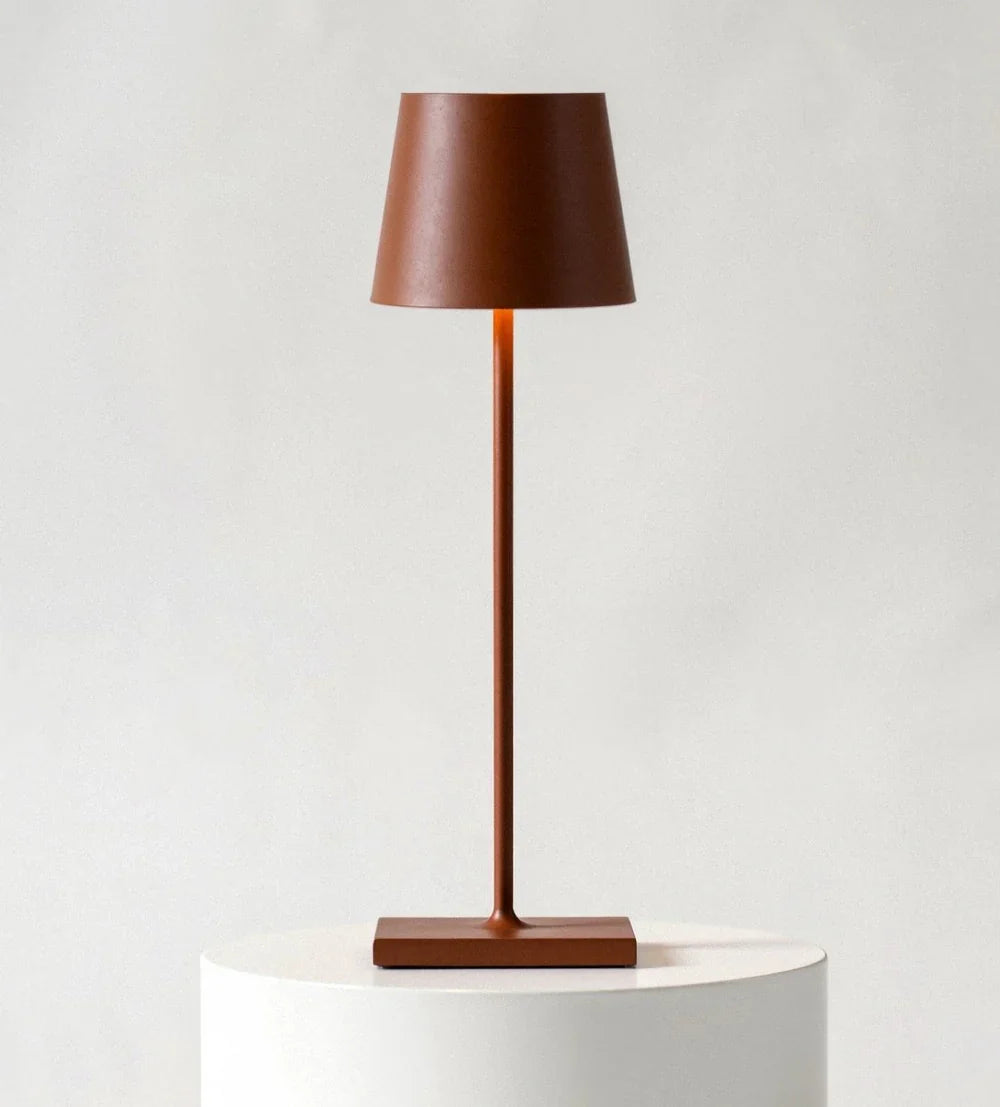 Nowoczesna lampa stołowa LED z dotykowym włącznikiem