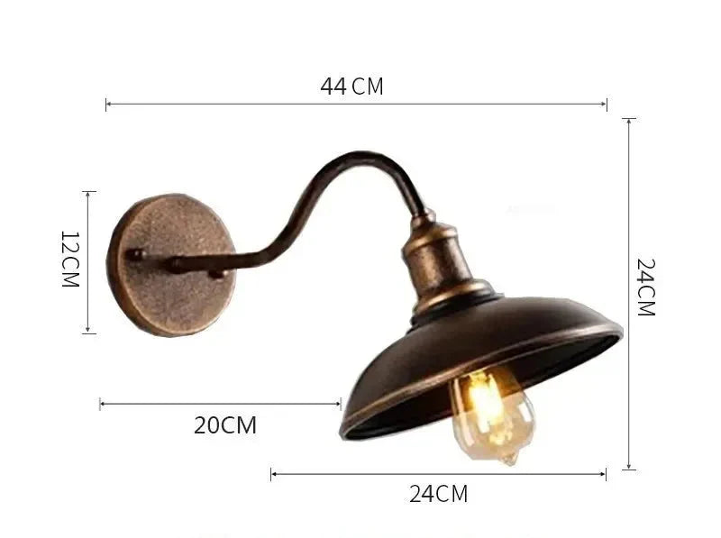 Industrialna lampa ścienna retro – kinkiet w stylu vintage