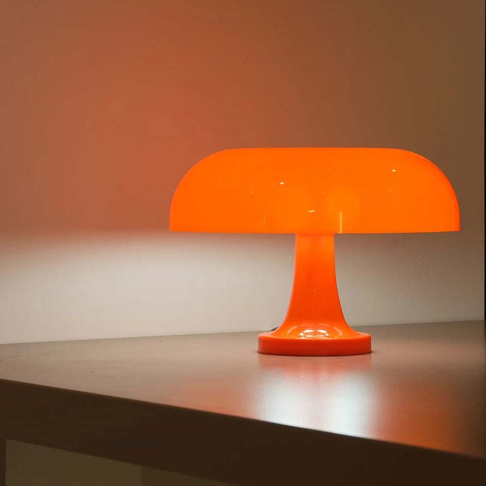 Designerska lampa stołowa LED o nowoczesnym kształcie grzybka