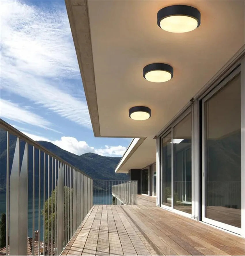 Nowoczesna lampa sufitowa LED do zastosowań zewnętrznych i wewnętrznych