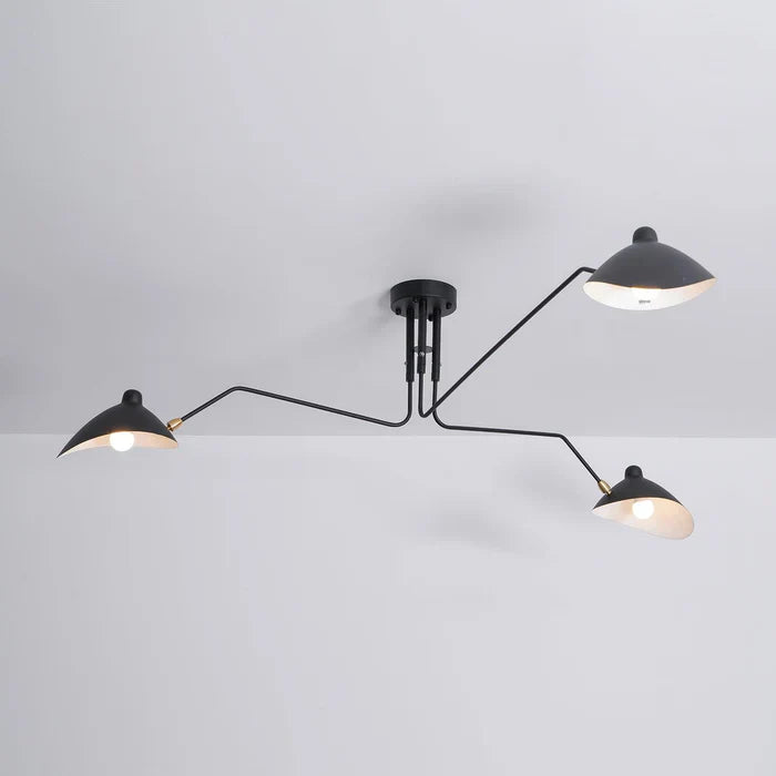 Czarna lampa sufitowa z obrotowymi ramionami – nowoczesny design