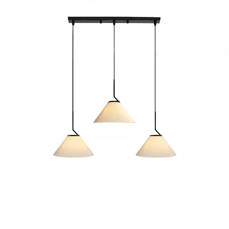 Minimalistyczna Lampa Wisząca z Tkaninowym Kloszem