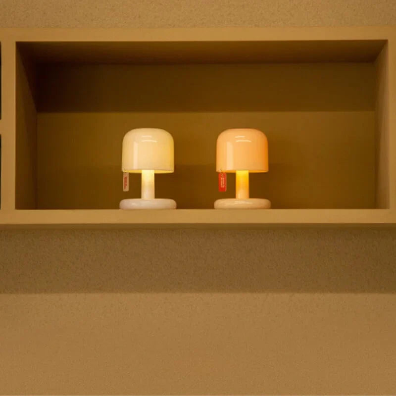 Mini lampka LED retro – przenośna lampka stołowa USB do dekoracji i nastrojowego oświetlenia